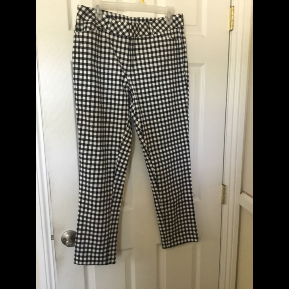 Faded Glory Black and White Capri Pants L US 12
